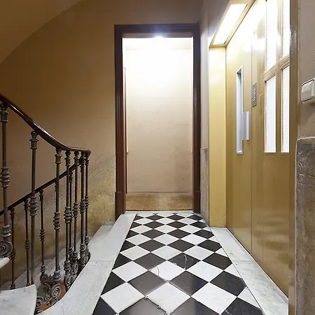Gorgeous Ronda Sant Pere Rafael Apartment Barcelona Exterior photo
