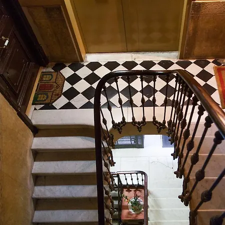 Gorgeous Ronda Sant Pere Rafael Apartment Barcelona Room photo