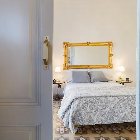 Gorgeous Ronda Sant Pere Rafael Apartment Barcelona Exterior photo