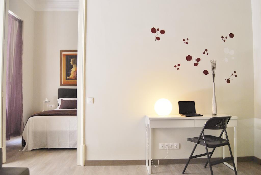 Gorgeous Ronda Sant Pere Rafael Apartment